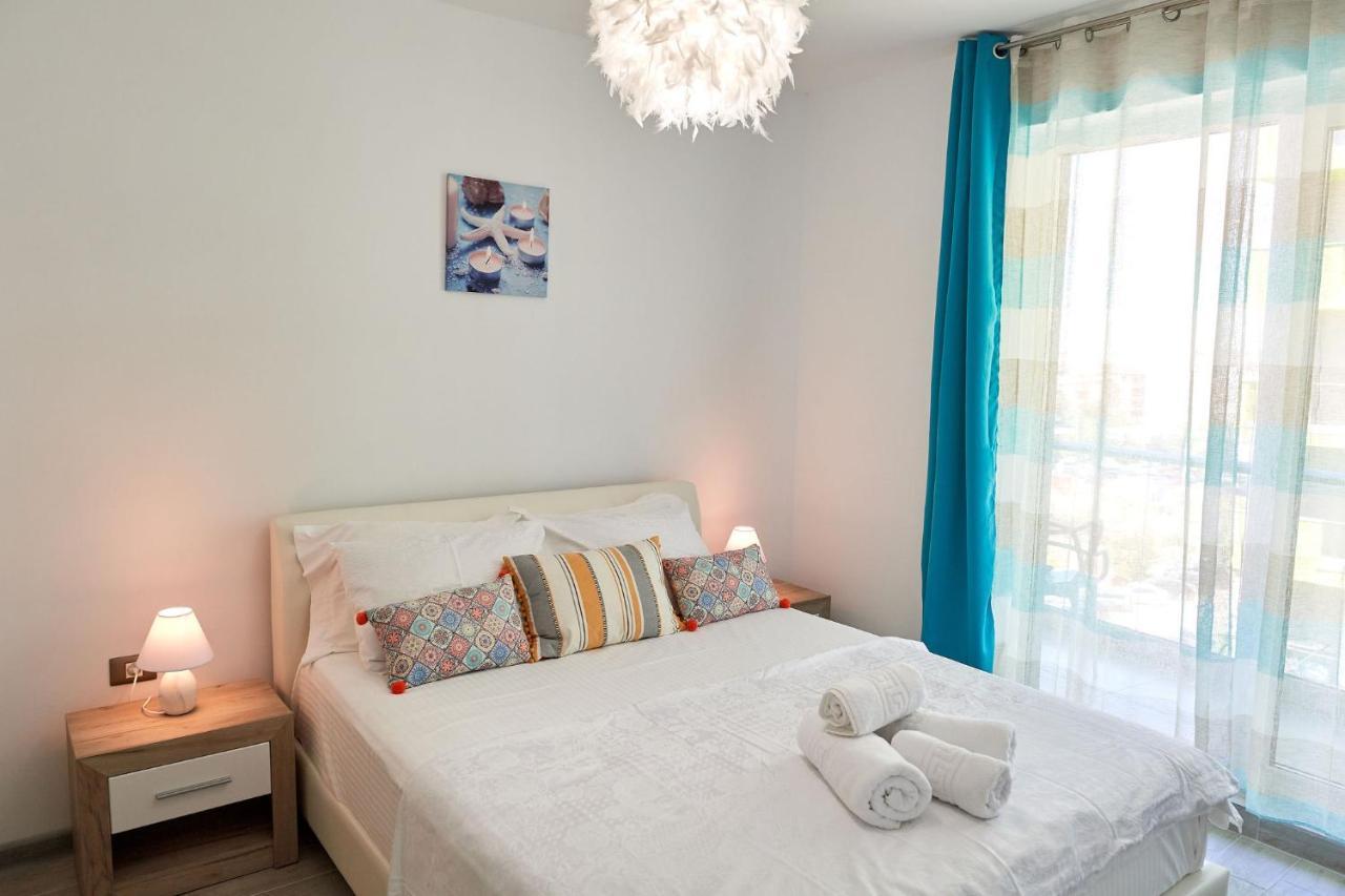 Sophie Apartment Spa N Pool Beach Resort Năvodari Eksteriør billede