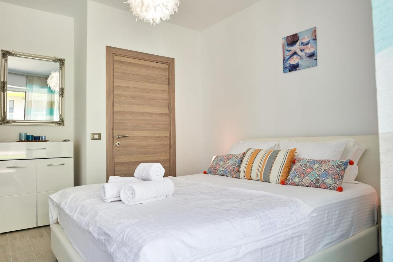 Sophie Apartment Spa N Pool Beach Resort Năvodari Eksteriør billede